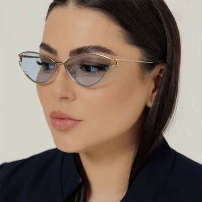 Triangle cat eye sunglasses with hollowed out high-end feel, new personalized sunglasses, trendy metal sunglasses